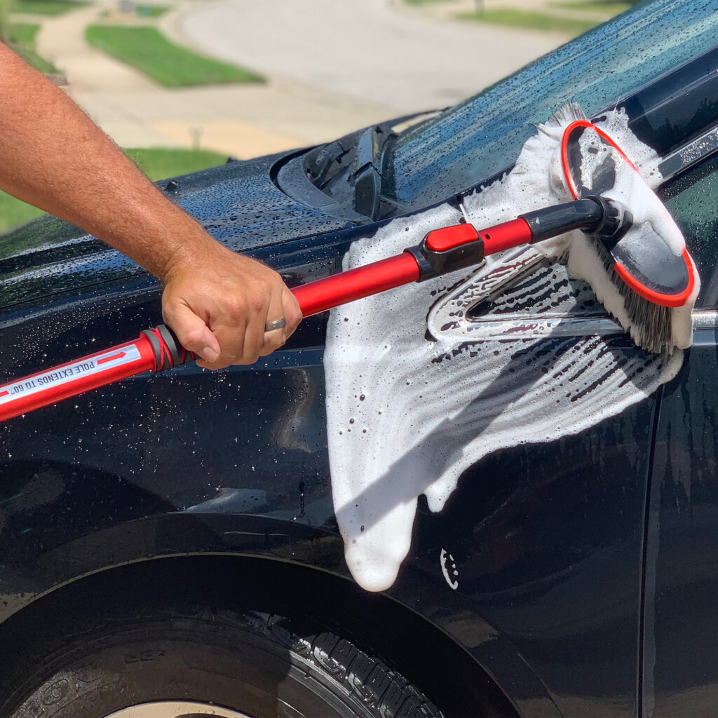 Extendable Dip & Wash Brush Soft Bristle Car Wash BrushPlatinum